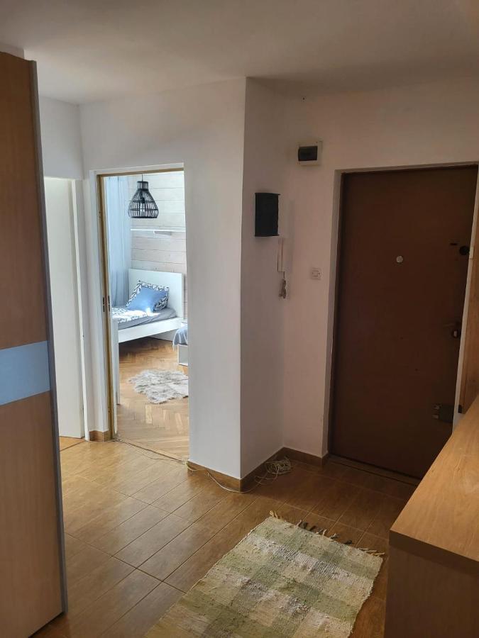 Hostel Lemuria Pokoje Wlk Niedzwiedzicy Lehnice Exteriér fotografie